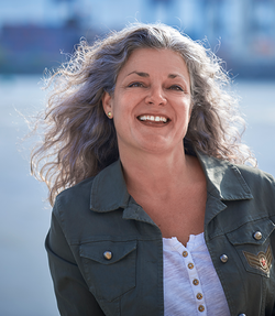 Tanja Noll - Adsum Managementberatung - Über mich - Vita